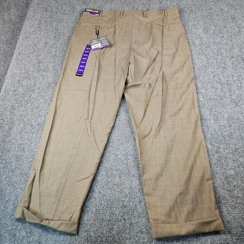 Kirkland Signature Mens 40x32 Wool Pleated Dress Slacks Tan Fancy Cuffed 709655